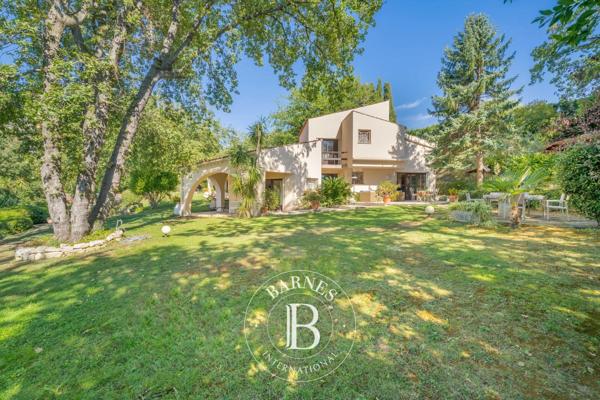 Vence, Villa 6 Chambres -  333 m² à vendre