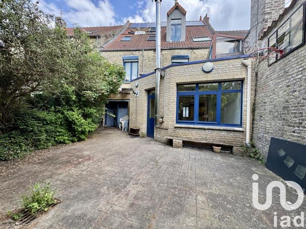 Maison à vendre 8 pièces 219 m² Saint-Omer