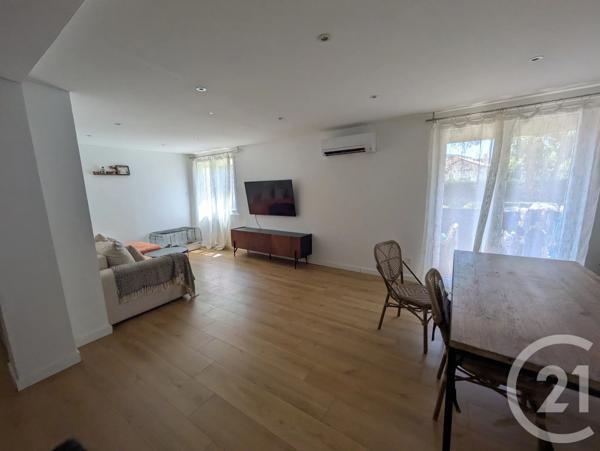 Appartement F3 à vendre  3 pièces - 65,59 m 2   MEZE  - 34