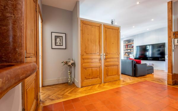 Appartement à vendre    5 pièces • 160,68 m2 Villefranche-sur-Saône