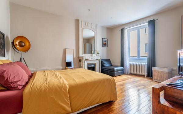 Appartement à vendre    5 pièces • 160,68 m2 Villefranche-sur-Saône