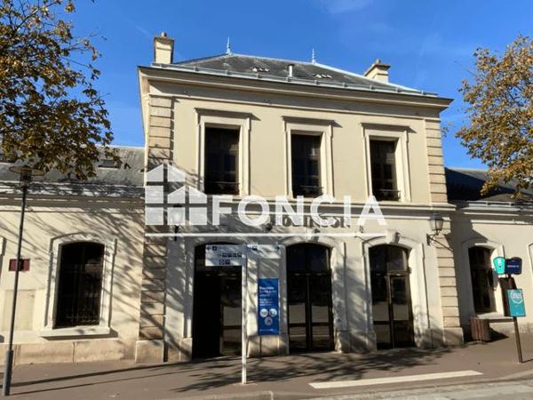 À vendre Studio 31.59 m² - Le Plessis-robinson 92350