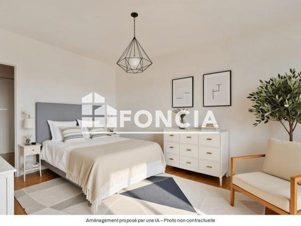 À vendre Studio 31.59 m² - Le Plessis-robinson 92350