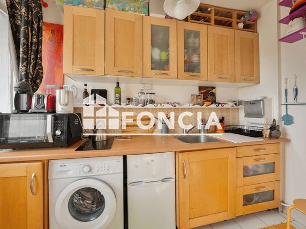 À vendre Studio 31.59 m² - Le Plessis-robinson 92350