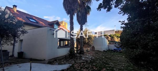 Domaine proche de Béziers, Habitation + Gîtes, 2 piscines, 12 pièces, 6640m2 clos