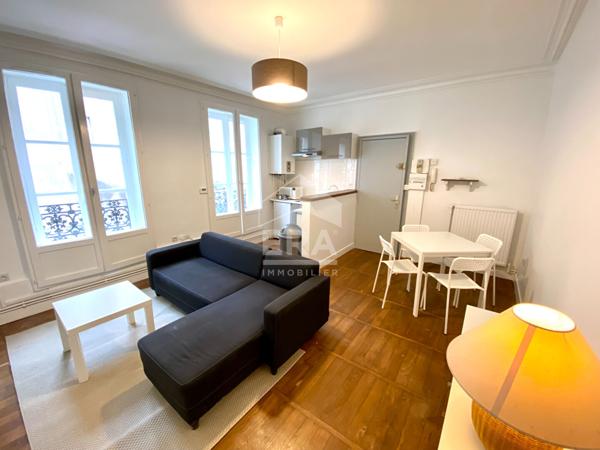 APPARTEMENT A LOUER MEUBLE T2 - BLOIS - CENTRE-VILLE, VUE SUR LOIRE, CARACTERE