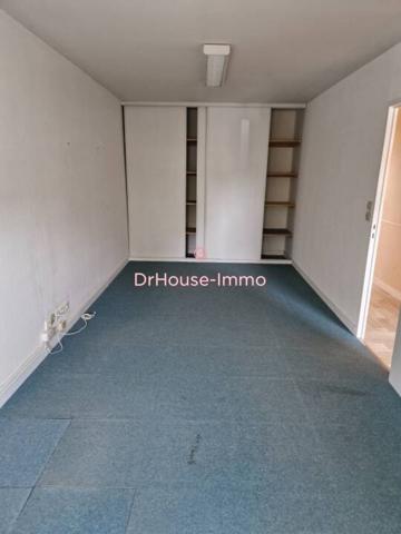 Bureau à vendre 4 pièces de 91 m²