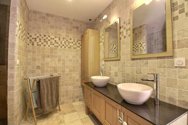 Villa Contemporaine L'Isle Sur La Sorgue 7 pièces 198 m² - 995 000 Euros -