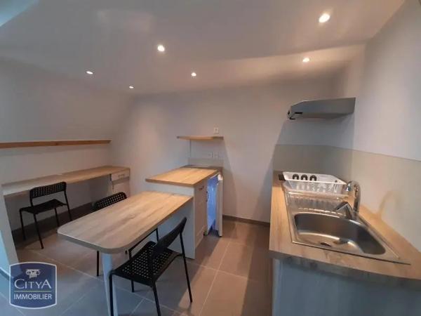Appartement à louer 1 pièce 27.85m²