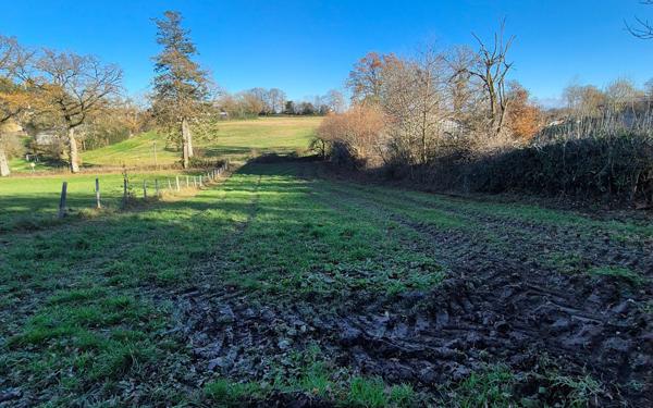 Terrain à vendre    Baraqueville