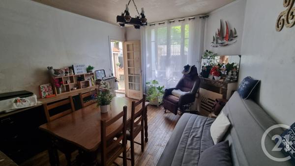 Maison à vendre  3 pièces - 50,56 m2 ST MAUR DES FOSSES - 94