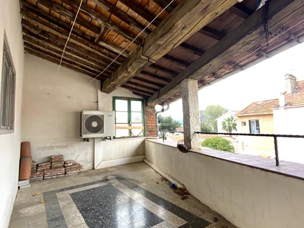 A VENDRE - LE BOULOU - MAISON  150 m2 - 3 CHAMBRES