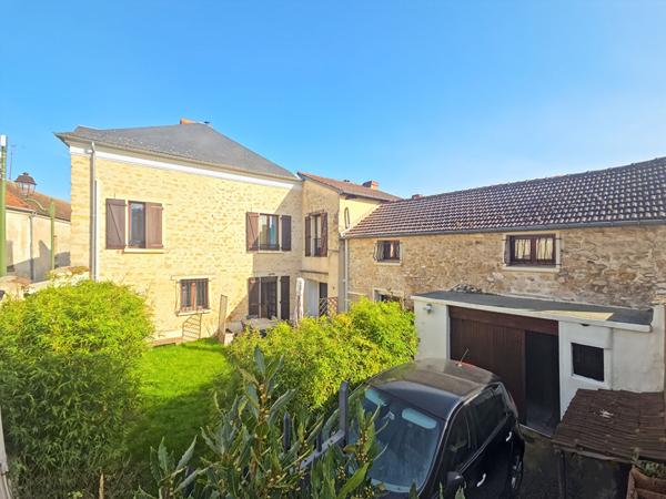Oinville-sur-montcient - Maison 6 pièce(s) - 142 m²