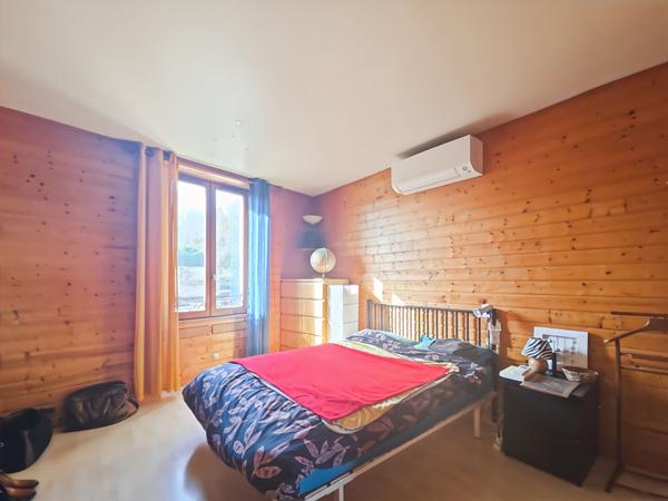 Oinville-sur-montcient - Maison 6 pièce(s) - 142 m²