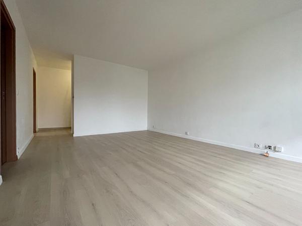 Appartement de 3 pièces (73 m²) à louer à SAVIGNY LE TEMPLE