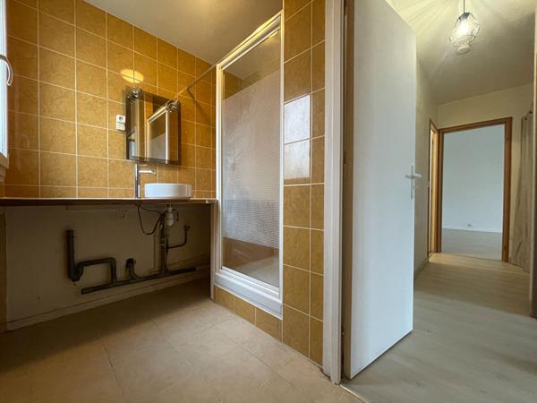 Appartement de 3 pièces (73 m²) à louer à SAVIGNY LE TEMPLE