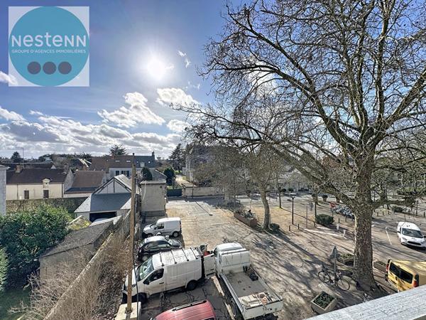 À vendre : Appartement spacieux de 6 pièces à Olivet- OFFERT...Frais de notaire (1) + Frais de dossier bancaire (2) + 5.000€ de remise (3) par pièce = OFFERTS