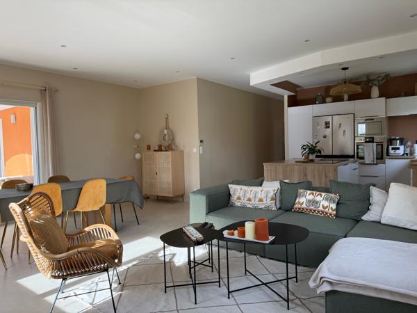 Villeneuve-lès-Maguelone (34750) Villeuneuve-les-Maguelone, Maison 126m2 sur terrain 400m2, piscine et garage