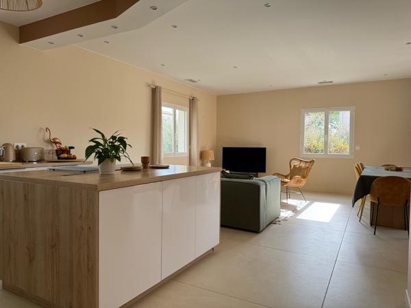 Villeneuve-lès-Maguelone (34750) Villeuneuve-les-Maguelone, Maison 126m2 sur terrain 400m2, piscine et garage