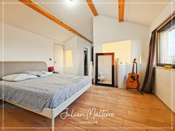 St-Just-St-Rambert, maison d'architecte 147 m², 4 chambres, garage double sur terrain de 1000 m²