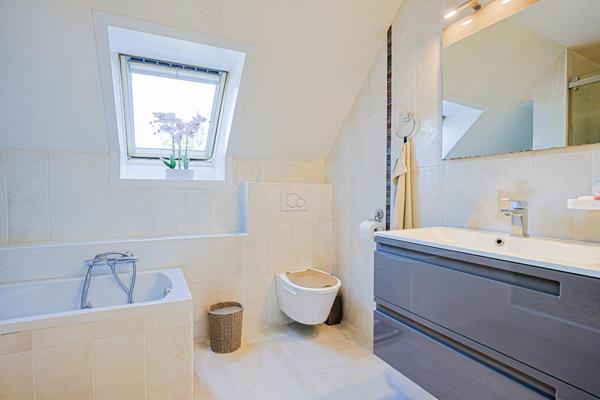 Maison Saulx Les Chartreux  7 pièce(s) 149,47m2