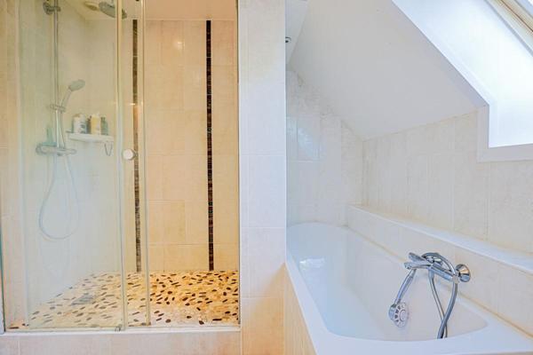 Maison Saulx Les Chartreux  7 pièce(s) 149,47m2