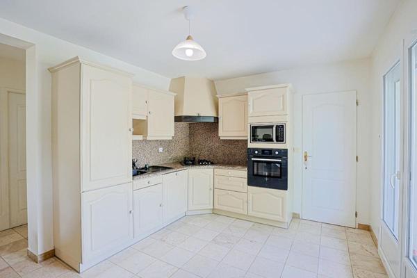 Maison Saulx Les Chartreux  7 pièce(s) 149,47m2
