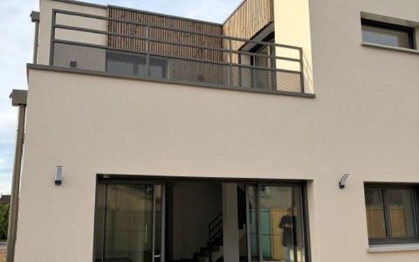 Maison à vendre    2 pièces •  Cormontreuil