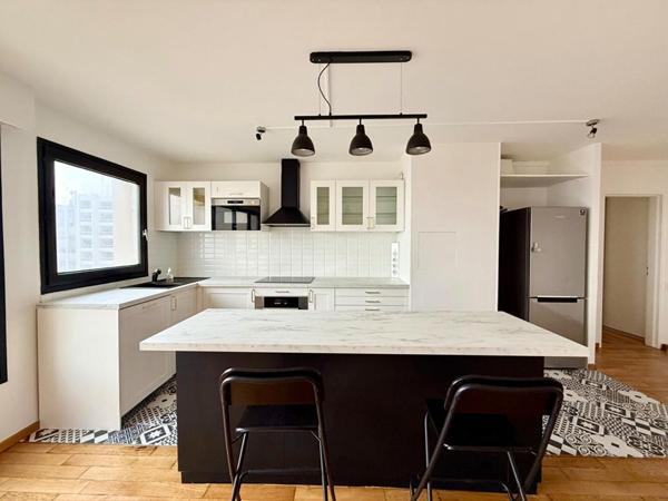 Appartement rénové, 73 m² avec parking et cave. Issy-les-Moulineaux