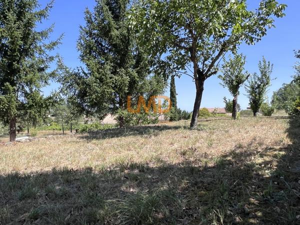 Terrain à batir avec vue dégagée, au calme