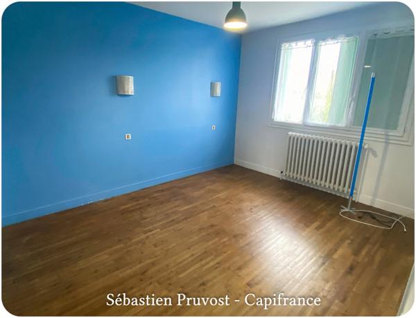 SAINT PARDOUX LA RIVIERE (24) Maison rénovée à vendre 6 pièces, 4 chambres, double distribution, garage, terrain 1241m2