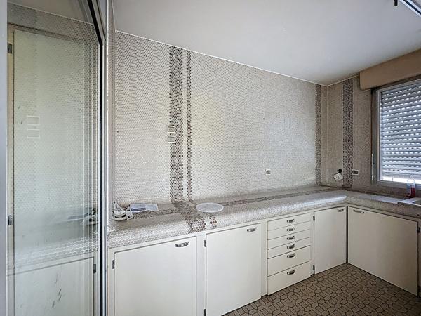 A vendre Local commercial Auch 3 pièces 121 m2 à Auch basse ville