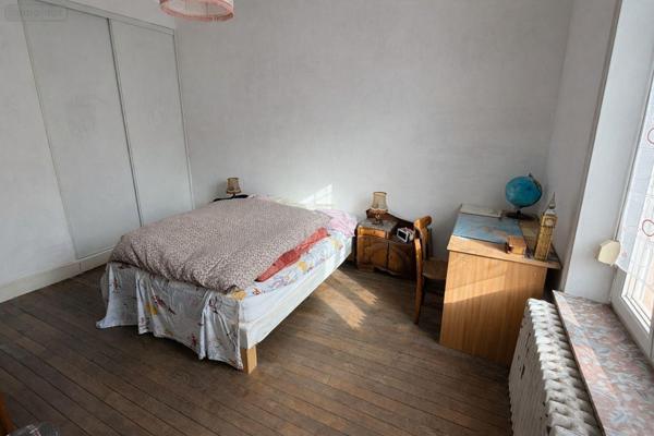 Maison à vendre à Bogny-sur-Meuse dans les Ardennes (08120), ref : 08034/113