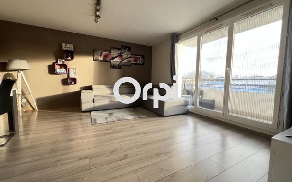 Appartement à vendre    3 pièces • 69 m2 Trappes