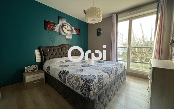 Appartement à vendre    3 pièces • 69 m2 Trappes