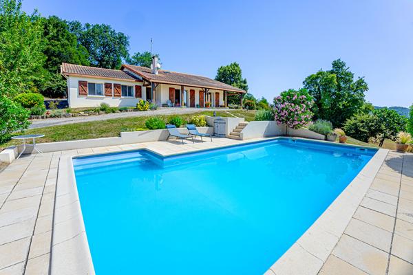 A vendre maison à Auterive 149m2 avec piscine et garage
