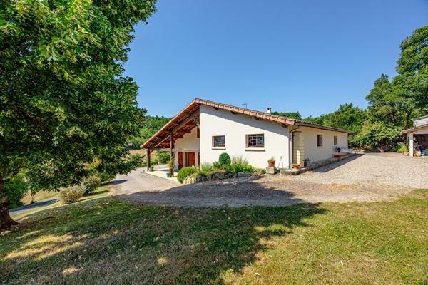 A vendre maison à Auterive 149m2 avec piscine et garage