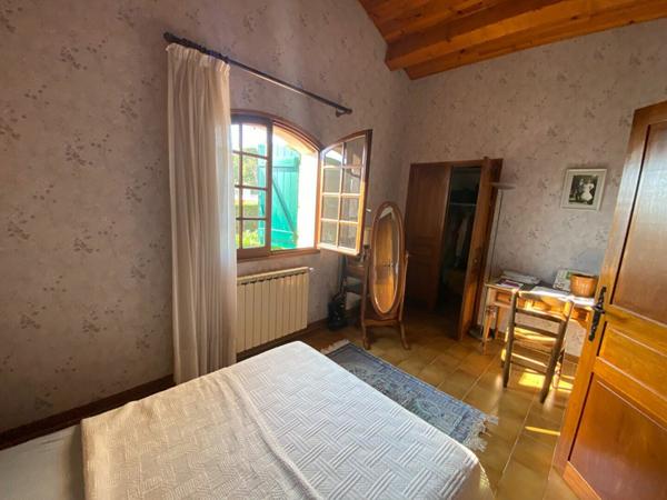 Maison à vendre    4 pièces •  Carqueiranne