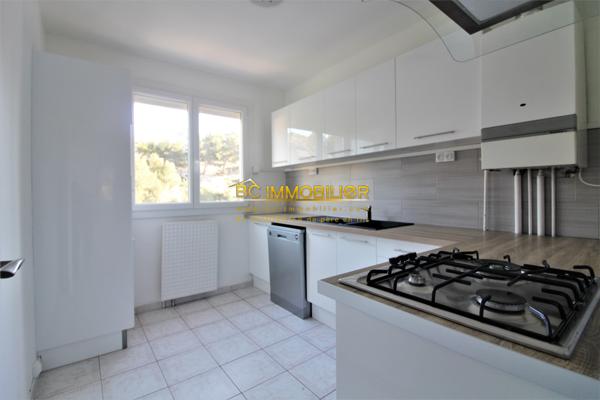 APPARTEMENT TYPE 4 SUPER ROUVIERE