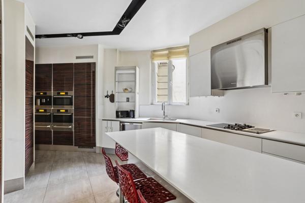 Vente Appartement de luxe Paris 17 6 Pièces 178 m²