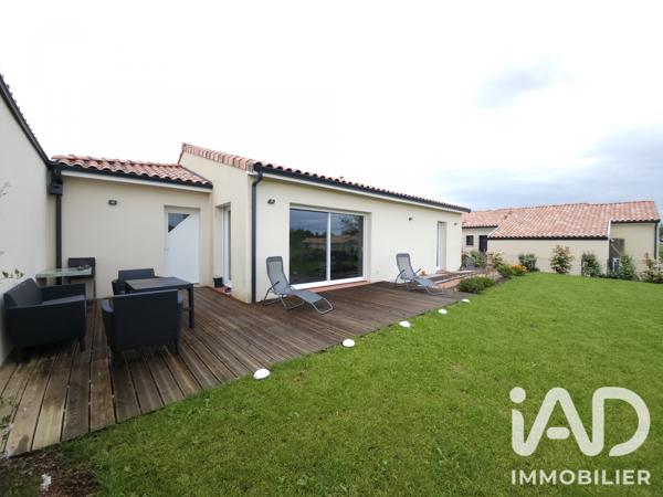 Location maison 5 pièces 104 m² Lapeyrouse-Fossat