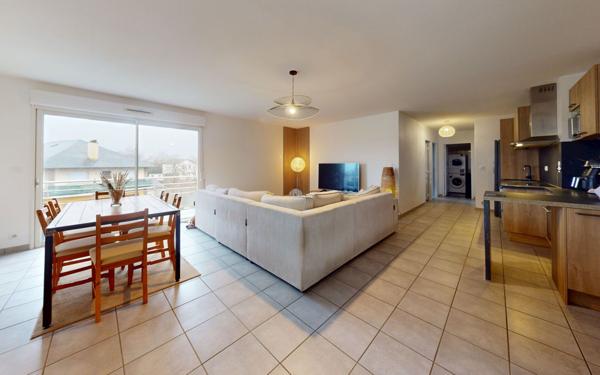 Appartement à vendre    3 pièces • 74,54 m2 Onet-le-Château