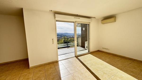 Grasse (06130) T3 avec terrasse et garage