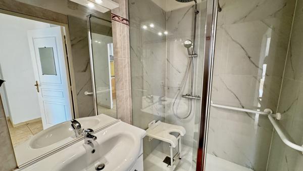 Grasse (06130) T3 avec terrasse et garage