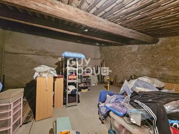 Maison de village en pierre 170m² avec garage et cour