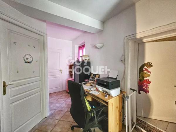 Maison de village en pierre 170m² avec garage et cour