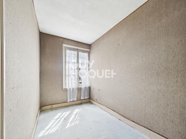 2 Maisons spacieuses à rénover à Saint-Pierre-lès-Elbeuf - Fort potentiel !