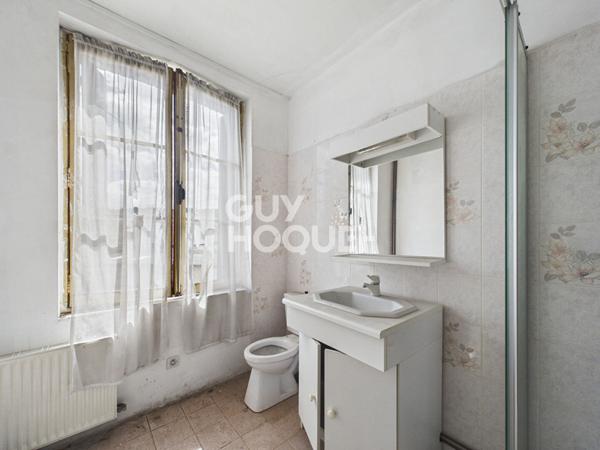 2 Maisons spacieuses à rénover à Saint-Pierre-lès-Elbeuf - Fort potentiel !