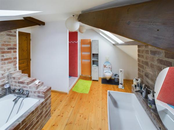 Spacieuse maison familiale sécurisée de 280 m² sur un terrain arboré de 1 335 m² – Conflans-en-Jarnisy