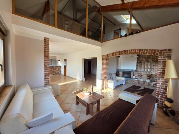 Spacieuse maison familiale sécurisée de 280 m² sur un terrain arboré de 1 335 m² – Conflans-en-Jarnisy